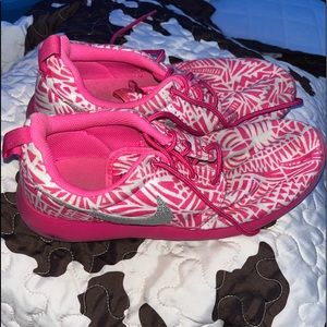 Women’s Nike Tennis Shoes